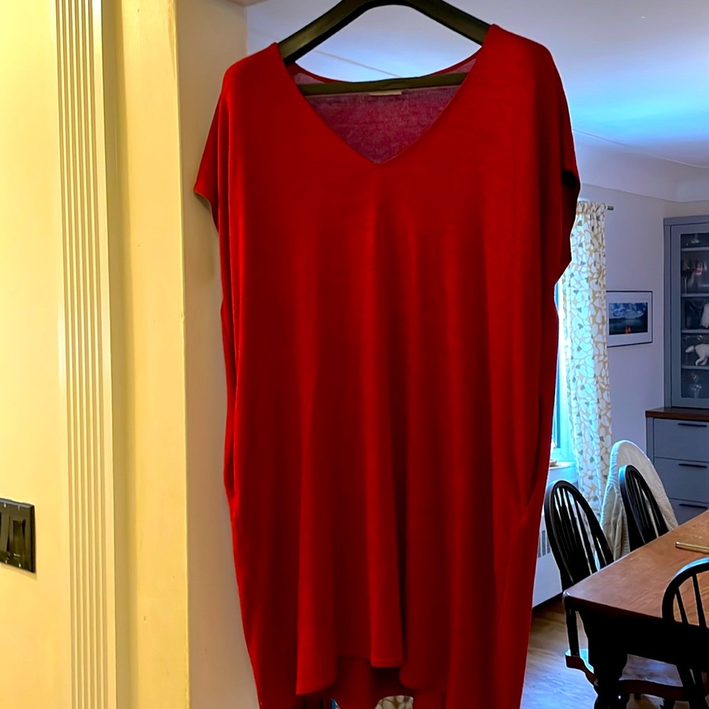 Flowy Wilfred Free dress in crimson